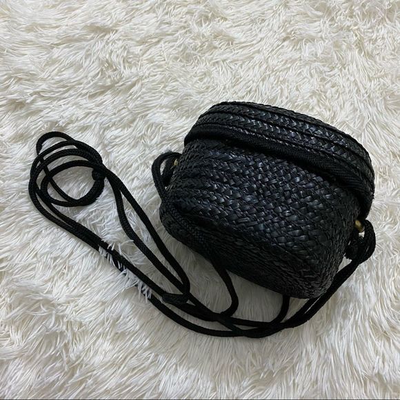 ❀ Woven Cross bag ❀ - Picture 2 of 9